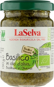 Basilikum in Olivenöl